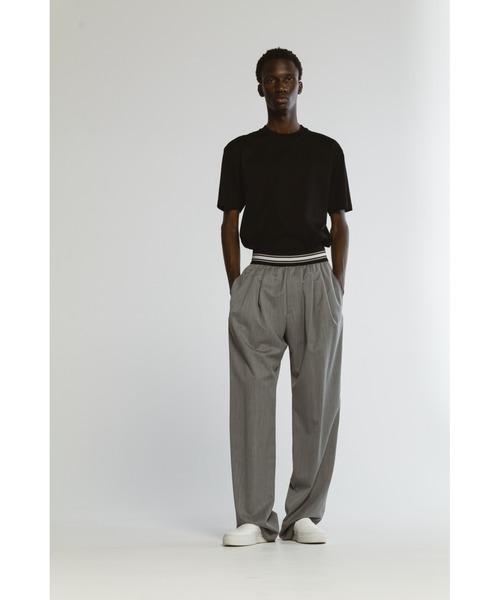CINOH(チノ)の「SUMMER WOOL ELASTIC PANTS(その他パンツ・メンズ・ブラック/グレー・44/46)」の6枚目の写真