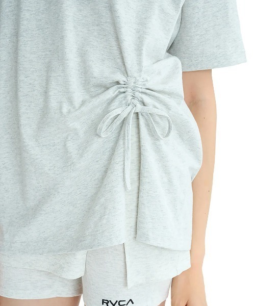 RVCA(ルーカ)の「RVCA レディース WILD RVCA LOOSEFIT ST Tシャツ 【2025年夏モデル】/ルーカ3WAYデザイン半袖Tシャツ(Tシャツ/カットソー・レディース・グレー/ブラック/ホワイト・SMALL/MEDIUM/LARGE)」の16枚目の写真