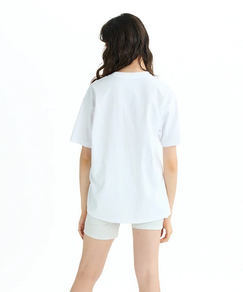 RVCA(ルーカ)の「RVCA レディース WILD RVCA LOOSEFIT ST Tシャツ 【2025年夏モデル】/ルーカ3WAYデザイン半袖Tシャツ(Tシャツ/カットソー・レディース・グレー/ブラック/ホワイト・SMALL/MEDIUM/LARGE)」の10枚目の写真