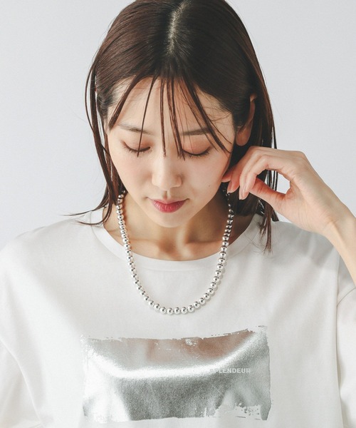 GLOBAL WORK（グローバルワーク）の「真鍮ボールネックレス/459946（ネックレス・レディース・シルバー/ゴールド・ONE SIZE）」の2枚目の写真