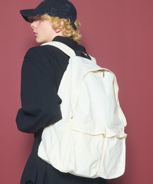 MAISON SPECIAL(メゾンスペシャル)の「《UNISEX》KONBU Nylon Backpack/コンブナイロンバックパック【MAISON SPECIAL/メゾンスペシャル】(バックパック/リュック・メンズ・ブラック/ホワイト・FREE)」の2枚目の写真