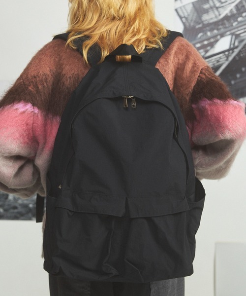 MAISON SPECIAL(メゾンスペシャル)の「《UNISEX》KONBU Nylon Backpack/コンブナイロンバックパック【MAISON SPECIAL/メゾンスペシャル】(バックパック/リュック・メンズ・ブラック/ホワイト・FREE)」の14枚目の写真