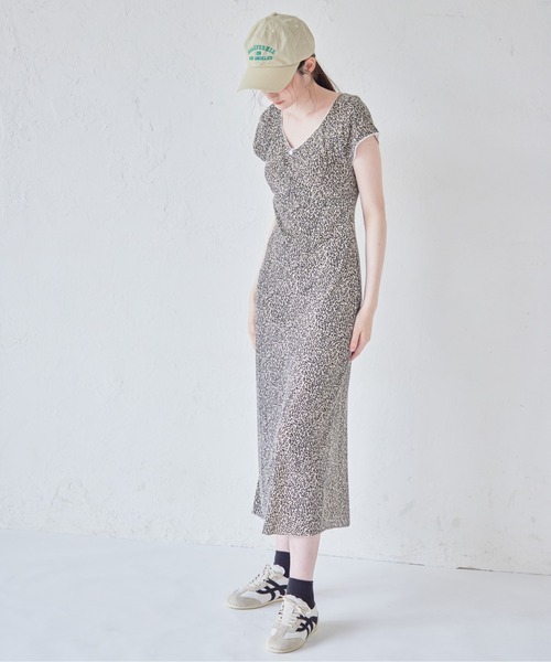 etre loin（エトルワン）の「Back open print cut dress（ワンピース・レディース・サックスブルー/ホワイト/ブラウン・M）」の20枚目の写真