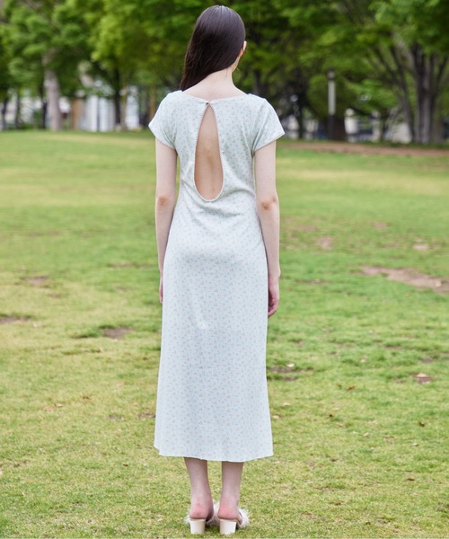 etre loin(エトルワン)の「Back open print cut dress(ワンピース・レディース・サックスブルー/ホワイト/ブラウン・M)」の22枚目の写真