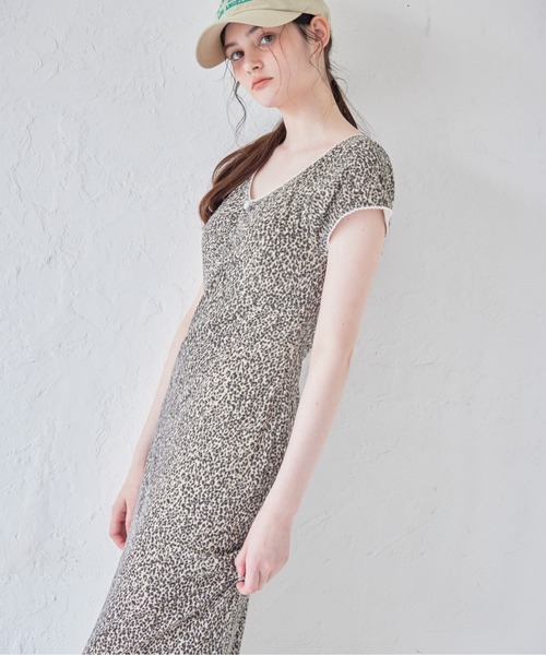 etre loin（エトルワン）の「Back open print cut dress（ワンピース・レディース・サックスブルー/ホワイト/ブラウン・M）」の6枚目の写真