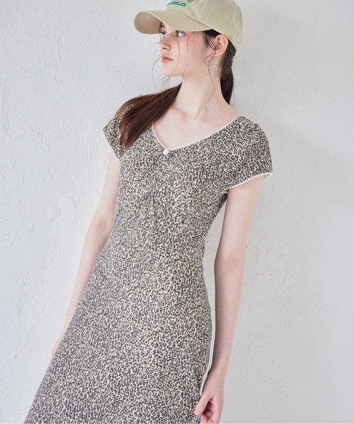 etre loin（エトルワン）の「Back open print cut dress（ワンピース・レディース・サックスブルー/ホワイト/ブラウン・M）」の8枚目の写真