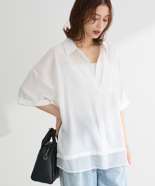 Green Parks(グリーンパークス)の「裾レイヤードショートスリーブシャツ(シャツ/ブラウス・レディース・ベージュ/オフホワイト/ブラック/サックスブルー・FREE)」の2枚目の写真