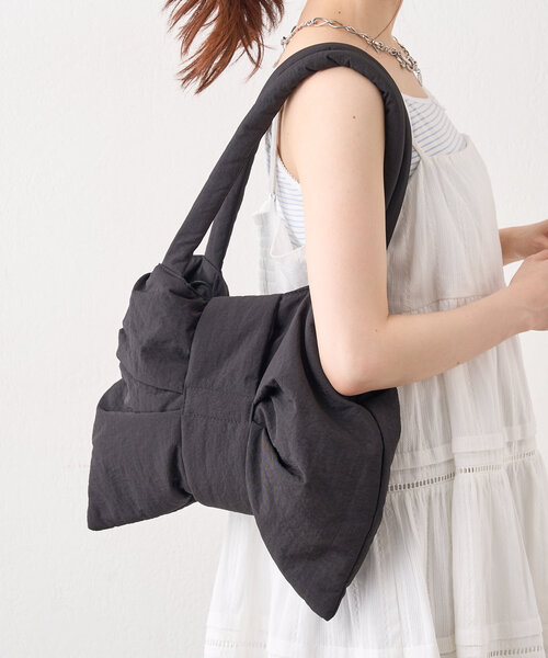 ストローリボントートバッグ 74-003-1 05 BLACK (Black)● Cross charm official store | Rename リボン バタフライ