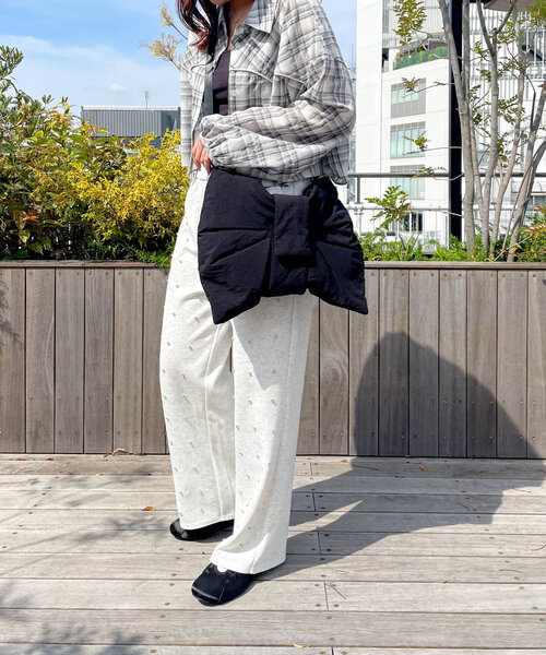 w closet(ダブルクローゼット)の「リボンBAG(トートバッグ・レディース・ブラック/アイボリー・FREE)」の7枚目の写真