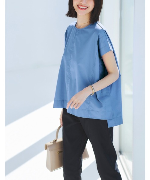 IEDIT(イディット)の「IEDIT ゆるっとシルエットが大人の余裕をつくる半袖ブラウス(シャツ/ブラウス・レディース・ブルー/アイボリー・3L/LL/L/M/4L/S)」の3枚目の写真