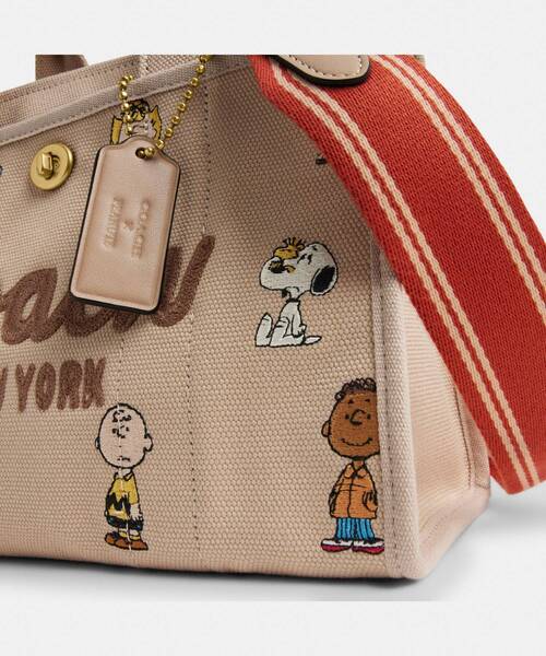 COACH X PEANUTS】カーゴ トート バッグ 26（トートバッグ