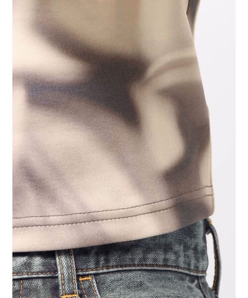 EMODA（エモダ）の「ボクシーパターンTシャツ（Tシャツ/カットソー・レディース・ブルー/ベージュ・FREE）」の9枚目の写真