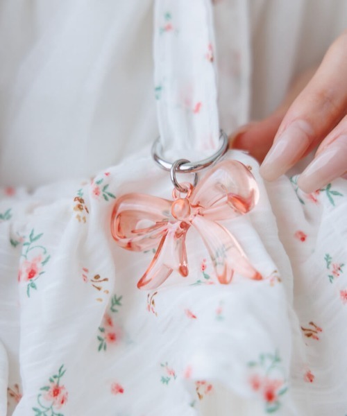 flower（フラワー）の「ジェリーリボンチャーム（キーホルダー・レディース・ブラウン/ピンク・FREE）」の11枚目の写真