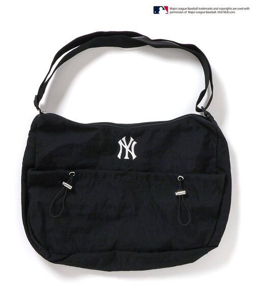 MLB(メジャーリーグベースボール)の「MLBショルダーBAG(ボディバッグ/ウエストポーチ・キッズ・オフホワイト/ブラック・FREE)」の2枚目の写真