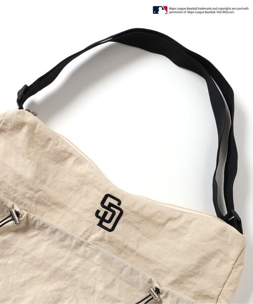 MLB(メジャーリーグベースボール)の「MLBショルダーBAG(ボディバッグ/ウエストポーチ・キッズ・オフホワイト/ブラック・FREE)」の9枚目の写真