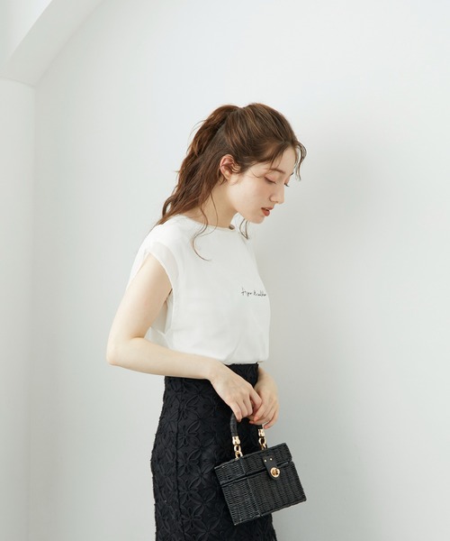 12Twelve Agenda（トゥエルブ　アジェンダ）の「シアーロゴTシャツ（Tシャツ/カットソー・レディース・オフホワイト/ブラック・M）」の4枚目の写真