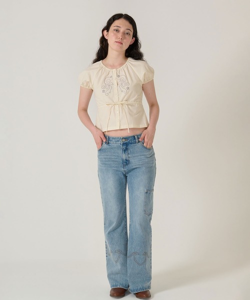 TINA：JOJUN 刺繍入り ウエストリボンブラウス TINA：JOJUN ブラウス シャツ 刺繍入り ウエストリボンブラウス