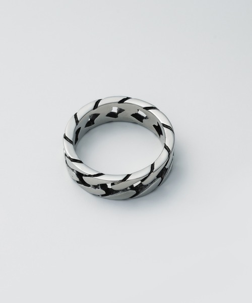 WYZ surgical stainless(ダブリューワイジィーサージカルステンレス)の「【 金属アレルギー対応 】チェーンデザインリング サージカルステンレス(リング・メンズ・シルバー/ゴールド・16号/18号/20号)」の3枚目の写真