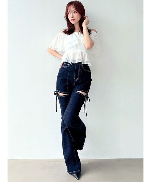 RESEXXY(リゼクシー)の「オフショルシャーリングチュニック(シャツ/ブラウス・レディース・ブラック/イエロー/ホワイト・FREE)」の15枚目の写真