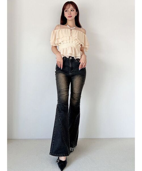 RESEXXY(リゼクシー)の「オフショルシャーリングチュニック(シャツ/ブラウス・レディース・ブラック/イエロー/ホワイト・FREE)」の20枚目の写真