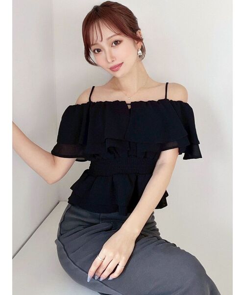 RESEXXY(リゼクシー)の「オフショルシャーリングチュニック(シャツ/ブラウス・レディース・ブラック/イエロー/ホワイト・FREE)」の21枚目の写真