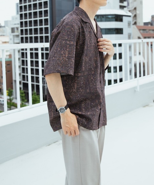 ITEMS URBANRESEARCH（アイテムズ アーバンリサーチ）の「Batik Print Open Collar shirts（シャツ/ブラウス・メンズ・ブラウン/カーキ/ブラック・MEDIUM/LARGE）」の14枚目の写真