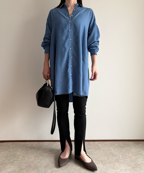パール釦オーバーデニムチュニックシャツ Emma Taylor│STYLEDOOR 