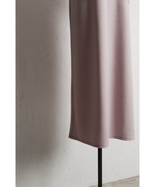tocco closet(トッコ クローゼット)の「接触冷感♪サイドフラワーレース付きカットソーワンピース(ワンピース・レディース・グレイッシュベージュ/カーキ/ピンク/オフホワイト・M)」の21枚目の写真