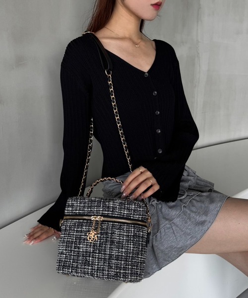 one after another NICE CLAUP（ワンアフターアナザーナイスクラップ）の「【新色追加】チャーム付きキルティングバニティバッグ（ショルダーバッグ・レディース・ブラック系その他/ピンク/ブラック系その他2/アイボリー/ブラック/サックスブルー・FREE）」の21枚目の写真