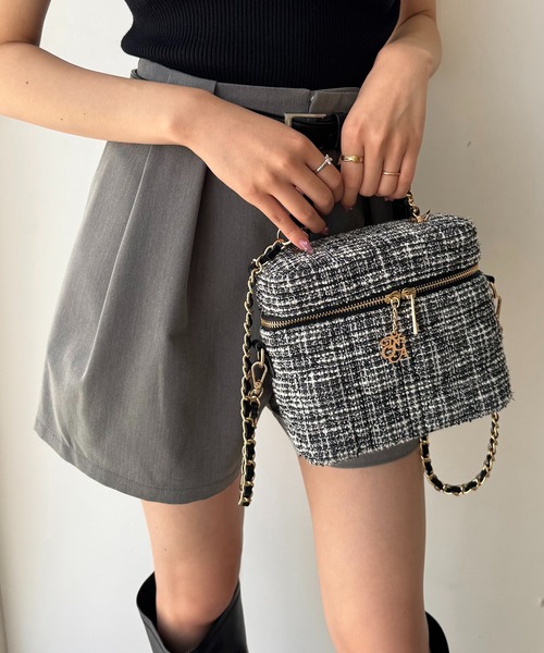 one after another NICE CLAUP（ワンアフターアナザーナイスクラップ）の「【新色追加】チャーム付きキルティングバニティバッグ（ショルダーバッグ・レディース・ブラック系その他/ピンク/ブラック系その他2/アイボリー/ブラック/サックスブルー・FREE）」の19枚目の写真