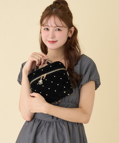 NICECLAUP チャーム付きキルティングバニティバッグ チャーム付きキルティングバニティBAG | レディースファッション