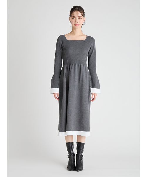 CELFORD ボートネック ホールガーメントニットワンピース ネイビー ベルスリーブホールガーメントニットワンピース（ワンピース