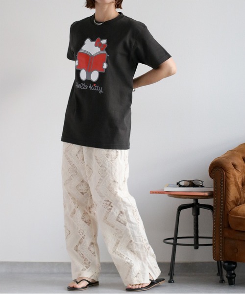 ハローキティコラボ(ハローキティコラボ)の「【HELLO KITTY / ハローキティ】キャラクタープリントTee(Tシャツ/カットソー・レディース・ブラック/ピンク/ホワイト・S)」の4枚目の写真