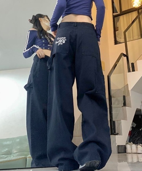 LADY LIKE(レディライク)の「バック刺繍入りペインターパンツ(チノパンツ・レディース・ダークベージュ/ネイビー・M/L/S)」の18枚目の写真