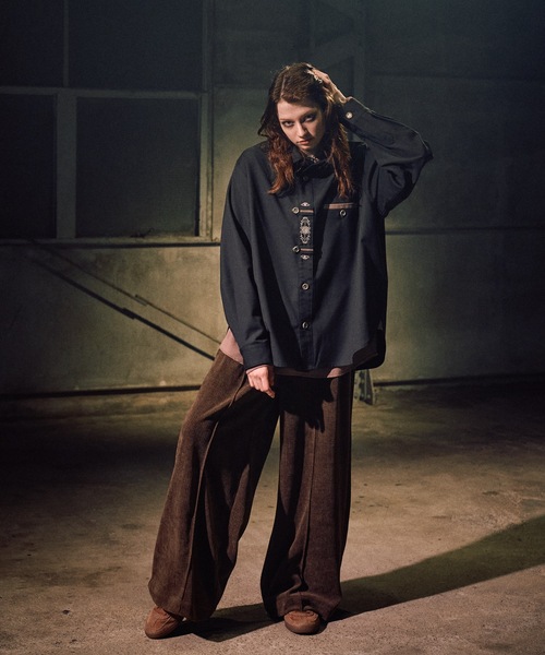 CASPER JOHN（キャスパージョン）の「Drape corduroy pants / ドレープコーデュロイパンツ（スラックス・メンズ・チャコールグレー/グレイッシュベージュ/ブラック/アイボリー/グリーン/ブラウン・LARGE/MEDIUM/SMALL/X-SMALL）」の14枚目の写真