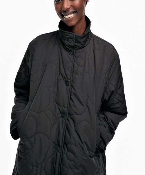 marimekko(マリメッコ)の「Keramika PiirtoUni / padded coat(ダウンジャケット/コート・レディース・ブラック・MEDIUM/X-LARGE/SMALL/LARGE/X-SMALL)」の4枚目の写真
