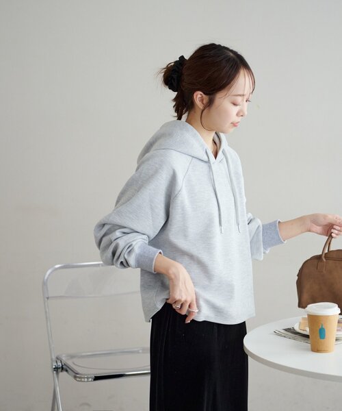 DISCOAT(ディスコート)の「キレイメスウェットライクフーディー(パーカー・レディース・チャコールグレー/ライトグレー/ブラック・FREE)」の9枚目の写真