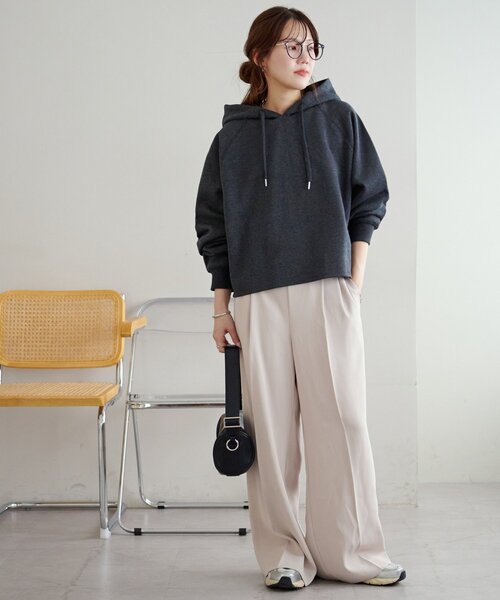 DISCOAT(ディスコート)の「キレイメスウェットライクフーディー(パーカー・レディース・チャコールグレー/ライトグレー/ブラック・FREE)」の21枚目の写真