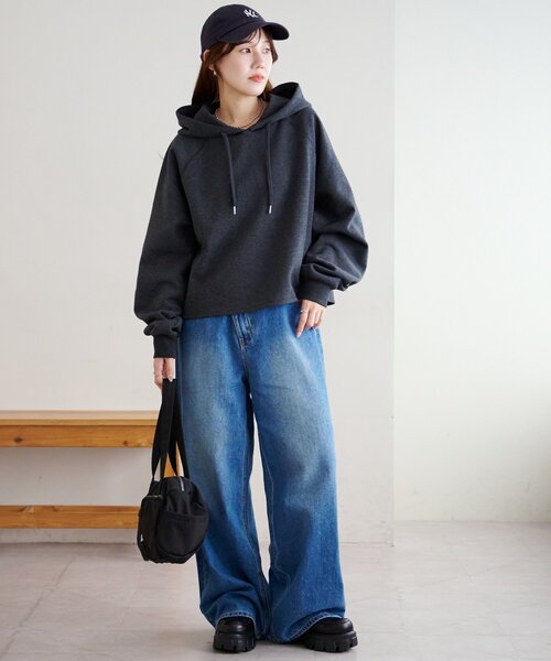 DISCOAT(ディスコート)の「キレイメスウェットライクフーディー(パーカー・レディース・チャコールグレー/ライトグレー/ブラック・FREE)」の4枚目の写真