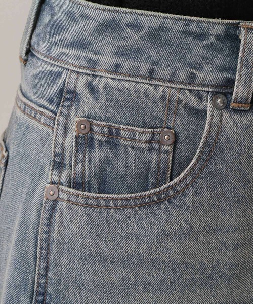 GLOBAL WORK(グローバルワーク)の「MATINEE LINE/デニムWIDEフレアパンツ/583874(デニムパンツ・レディース・ブラウン/ブラック/ブルー・M/L)」の6枚目の写真