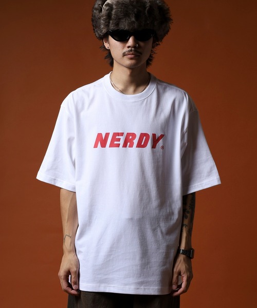 NERDY(ノルディ)の「ビッグロゴS/S Tシャツ(Tシャツ/カットソー・メンズ・レッド・M/L)」の6枚目の写真