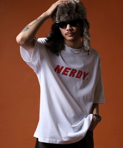 NERDY(ノルディ)の「ビッグロゴS/S Tシャツ(Tシャツ/カットソー・メンズ・レッド・M/L)」の12枚目の写真