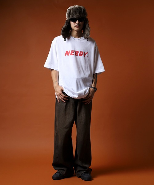 NERDY(ノルディ)の「ビッグロゴS/S Tシャツ(Tシャツ/カットソー・メンズ・レッド・M/L)」の13枚目の写真