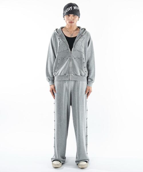 SHORT ROUND（ショートラウンド）の「SHORT ROUND/パウダーブリーチスタッズZIPパーカー（パーカー・メンズ・グレー/スミクロ・LARGE/MEDIUM）」の7枚目の写真