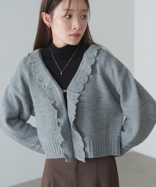 Bab(バブ)の「起毛フリルカラーホックカーディガン(カーディガン/ボレロ・レディース・アイボリー/ブラック/ブラウン/杢グレー・FREE)」の1枚目の写真