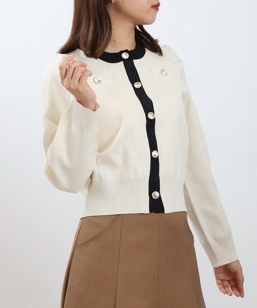 ASTORIA ODIER（アストリアオディール）の「配色パワショルカーディガン（カーディガン/ボレロ・レディース・グレイッシュブルー/アイボリー/ブラック・MEDIUM）」の7枚目の写真