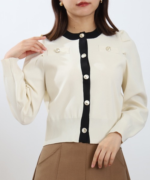 ASTORIA ODIER（アストリアオディール）の「配色パワショルカーディガン（カーディガン/ボレロ・レディース・グレイッシュブルー/アイボリー/ブラック・MEDIUM）」の4枚目の写真