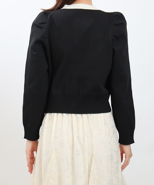 ASTORIA ODIER（アストリアオディール）の「配色パワショルカーディガン（カーディガン/ボレロ・レディース・グレイッシュブルー/アイボリー/ブラック・MEDIUM）」の16枚目の写真