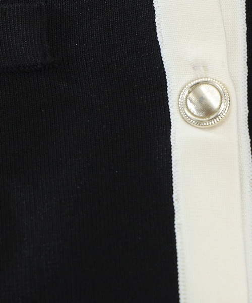 ASTORIA ODIER（アストリアオディール）の「配色パワショルカーディガン（カーディガン/ボレロ・レディース・グレイッシュブルー/アイボリー/ブラック・MEDIUM）」の19枚目の写真