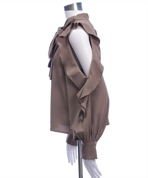 clear（クリア）の「前後2wayオープンショルダーリボンブラウス[大人 フェミニン ガーリー]（シャツ/ブラウス・レディース・モカ/オフホワイト/ブラック・F）」の8枚目の写真